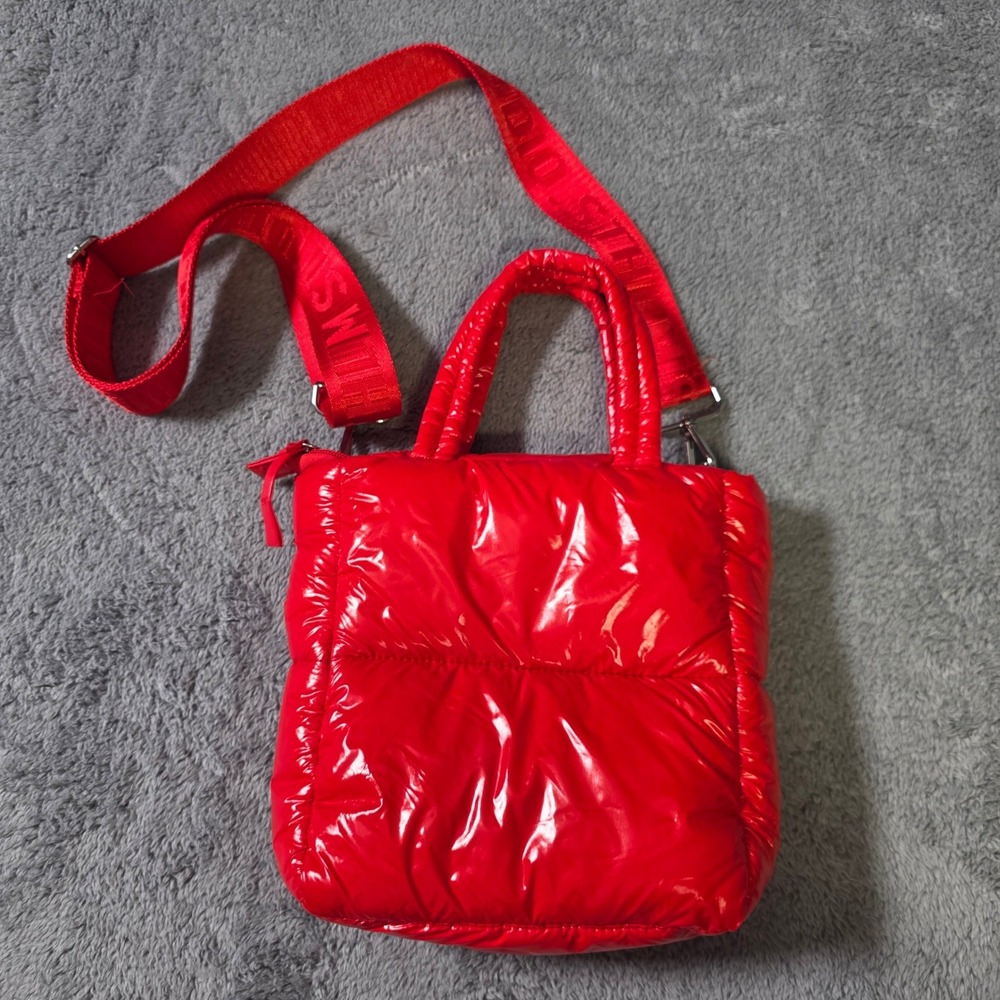 H&M Womens Small Puffer Crossbody Bag Red‎ Glossy Quilted Detachable Strap